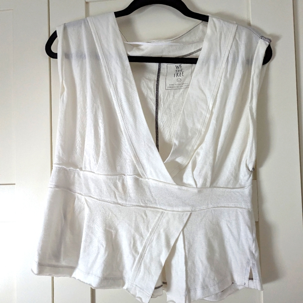 Free people/ We The Free crop top